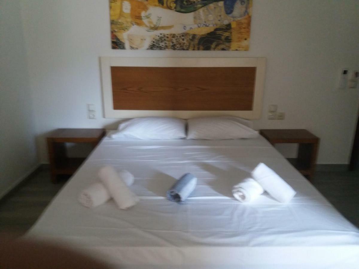 Spyridoula'S Guest House Himare Exterior foto